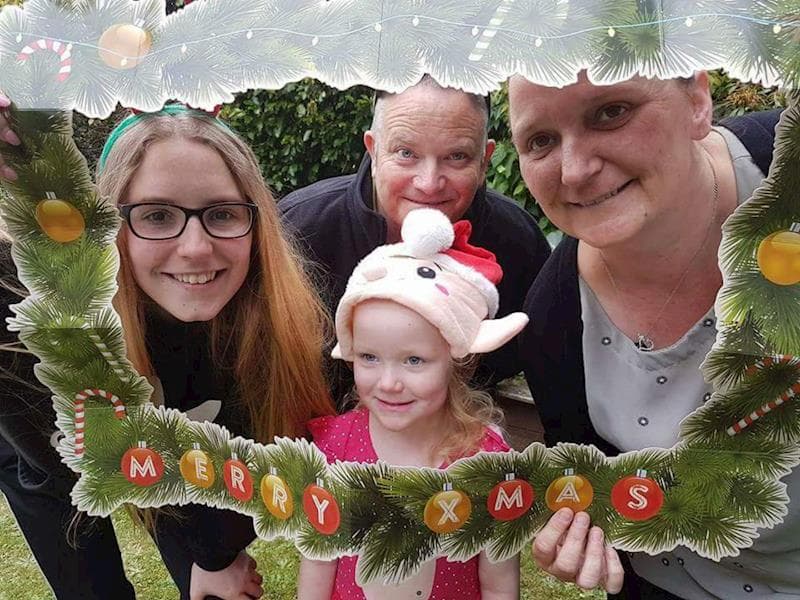 Dying bowel cancer patient spreads message