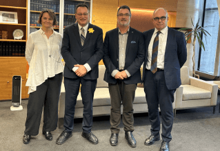 Board members meet with Health Minister
